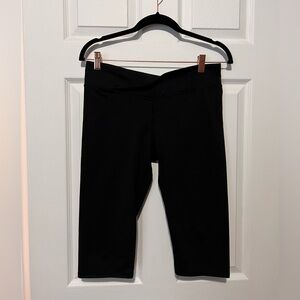 Fabletics crop yoga pants